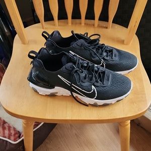Nike React Vision D/MS/X